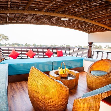 Why Not Houseboat Hotel Alappuzha Bagian luar foto