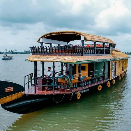 Why Not Houseboat Hotel Alappuzha Bagian luar foto