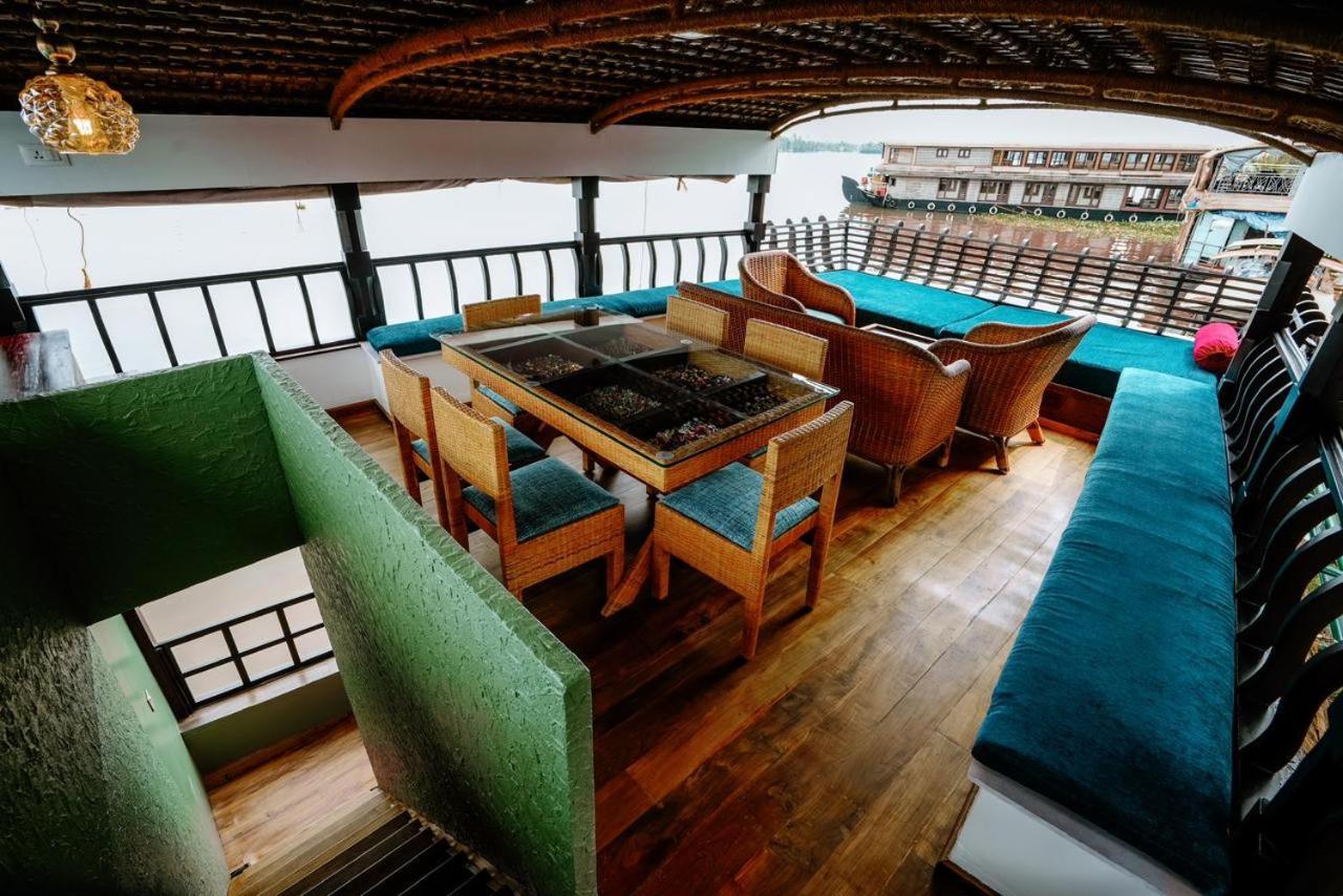 Why Not Houseboat Hotel Alappuzha Bagian luar foto